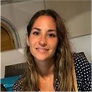 Maestra de Educación Primaria con C1 en inglés y experiencia en el extranjero