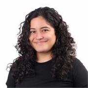 Profesora de español apta para personas de cualquier edad que sean extranjeras.