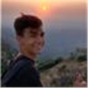 Estudiante con ganas de aprender a enseñar y con paciencia y vocacion.