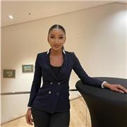 English tutor with over 5 years of teaching experience