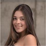 Egresado de colegio americano con nivel de inglés C2. 