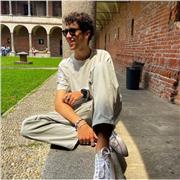 Diplomato presso il liceo scientifico Fermi Monticelli di Brindisi, laureando a Marzo 2026 in filosofia, offro ripetizioni.