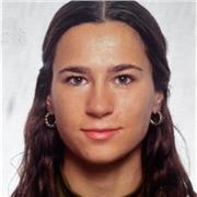 Profesora de matemáticas apta para todas las edades y niveles.