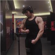 Entrenador Personal Certificado en Hipertrofia y Fuerza - Clases Personalizadas para Ganar Masa Muscular y Mejorar tu Calidad de