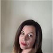 Formadora de peluquería, maquillaje y alopecia orgánica.  Para profesionales o mayores de edad que quieran aprender. 
