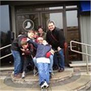 Salve! Se cerchi un ottimo insegnante d'inglese, od un coach, su piattaforma online, contattami. Sono in Canada, ma vengo spesso in Italia