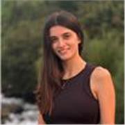 Maestra de educación primaria especializada en música
