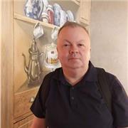 I am a TEFl qualified native English teacher