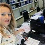 Offro lezioni private a bambini delle scuole elementari e medie adattandole alle loro esigenze.
