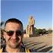 Profesor de artes capacitado para enseñar varias materias