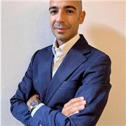 Offro percorsi personalizzati per raggiungere i tuoi obiettivi professionali lungo tutta la carriera in ambito economico: la scelta del percorso universitario, la preparazione dei colloqui di lavoro (es. per la consulenza strategica), la definizione di un