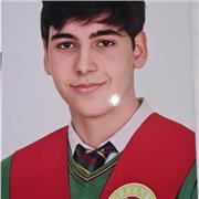 Doy clases particulares a alumnos de la ESO de matemáticas, física, química e inglés. Soy estudiante de segundo año de ingeniería