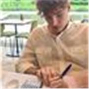 Diplomato liceo scientifico offro ripetizioni di matematica, inglese a ragazzi