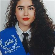 Maestra de Educación Primaria, da clases desde Primero de Primaria hasta 1º de ESO de todas las materias.