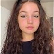 studentessa al che frequenta un liceo umanistico disposta a dare ripetizioni di grammatica italiana a ragazzi tra i 6 e i 13 anni