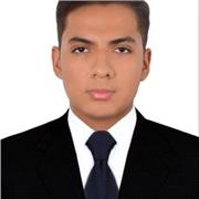 Profesor de inglés que imparte clases de manera virtual