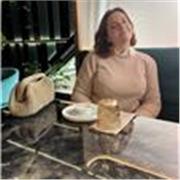 Laureata magistrale impartisce ripetizioni di italiano, diritto, storia, filosofia, matematica e scienze