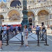 Diplomata in ITC offre ripetizione di italiano per stranieri e storia