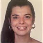 Soy Educadora Social y guía Montessori experta en necesidades educativas especiales con más de 10 años de experiencia.