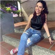 Estudiante universitaria, dispuesta a apoyar chicos con problemas académicos