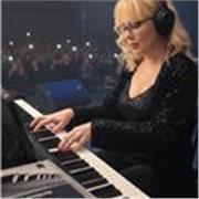 Profesora de piano y acompañante