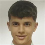 Soy una persona joven con ganas de transmitirle a los mas pequeños lo importante que es el deporte.