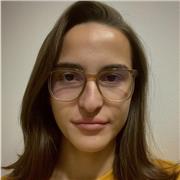 Étudiant au lycée en première qui donne des cours d’anglais et de maths de la sixième à la quatrième en ligne à Marseille pendant les vacances scolaires