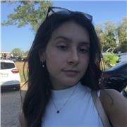 Studentessa del quarto anno delle superiori , con ottimi voti, offre ripetizioni di Inglese, Italiano, Matematica e spagnolo