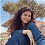 Ciao, sono Felicia!
Sono una studentessa magistrale di Storia dell'arte, con anni di esperienza e ottimi riscontri