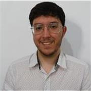 Graduado en Matemáticas con experiencia dando clases particulares presenciales a estudiantes de instituto durante mi carrera.
