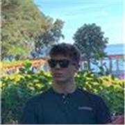 Laureando in Economia e Marketing offre lezioni di economia aziendale e marketing