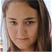 Chica apasionada por la enseñanza recién graduada en bachillerato científico biológico con media de mención honorífica con disponibilidad máxima a dar clases a niños/adolescentes de cursos anteriores