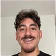 English teacher focused in building your charisma and conversational skills in english