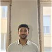 Bonjour, si vous avez envie de commencer à jouer en impro ou tout simplement apprendre les bases je peux vous aider.   