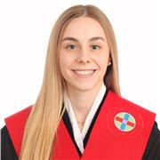 Muy trabajadora y comprometida, con ganas de enseñar