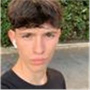 Ripetizioni di inglese, sono un ragazzo certificato C1 e bilingue e ho vissuto 7 anni a Londra