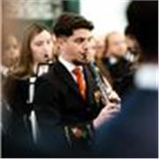 Profesor de clarinete y lenguaje musical, preparador de pruebas de acceso a grado medio y profesor de teoría musical