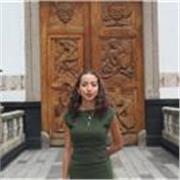 Maestra de matemáticas especializada en algebra