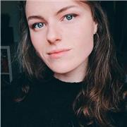 Etudiante passionnée de ukulélée propose son aide à ceux qui souhaitent apprendre! 🦋