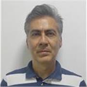 Profesor de programación imparte clases en todos los niveles