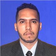 Economista con interés de enseñar a las personas