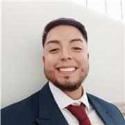 Profesor de ciencias sociales y comunicaciones con gran pasión por la enseñanza y paciencia en el aprendizaje