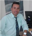 Profesor de matematicas, fisica , quimica, imparte clases para alumnos del secundario y ademas nivelacion para ingresar a universidades