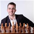 Maestro fide (2400) e istruttore nazionale di scacchi della federazione propone un percorso di lezioni volte a migliorare gli aspetti più carenti