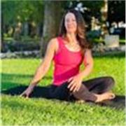 Vuoi sentirti meglio a livello psico emotivo prova le lezioni di Yoga  Therapy 