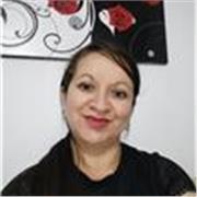 Licenciada en básica primaria y normalista superior en énfasis en lengua castellana