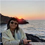 Profesora de matemáticas da clases de refuerzo y aprendizaje