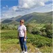 Im a animal portrait artist and ill pass my skills to anyone willing to practice.