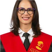 Profesora de español para extranjeros, tanto adolescentes como adultos, desde el nivel inicial hasta nivel intermedio