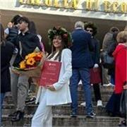 Laureata in Scienze Aziendali alla facoltà di Economia alla Sapienza di Roma impartisce lezioni private in tutte le materie, per aiutare i ragazzi nel doposcuola